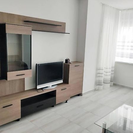 Plaza Apartman - City Center, Free Parking, Free Wifi Debrecen Buitenkant foto