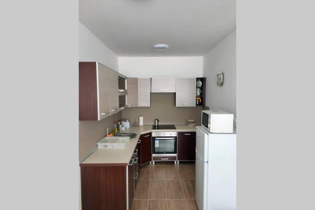 Plaza Apartman - City Center, Free Parking, Free Wifi Debrecen Buitenkant foto